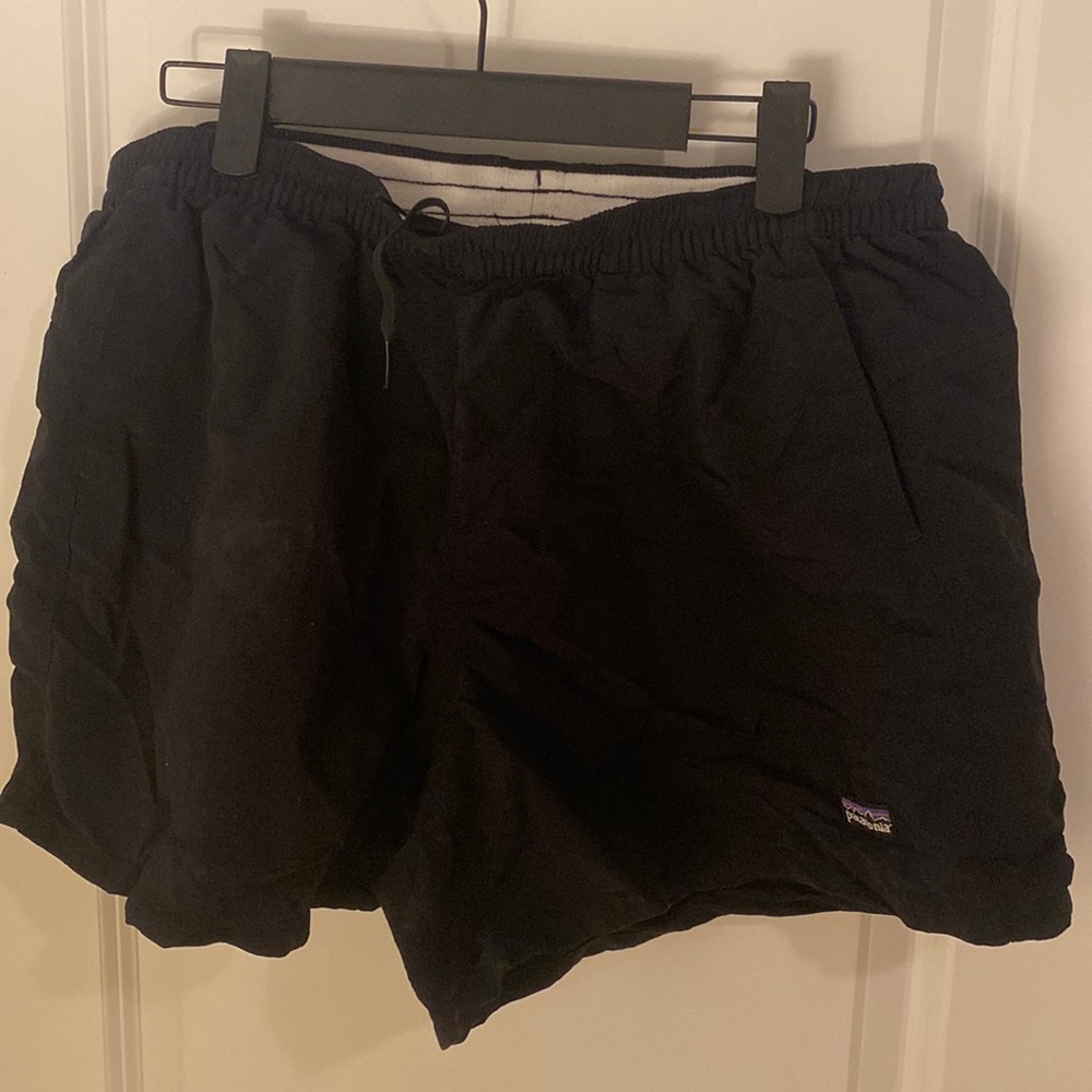 Patagonia Women’s Black Shorts size Large
